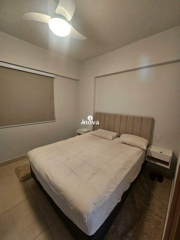 Apartamento à venda no Mercês: 
