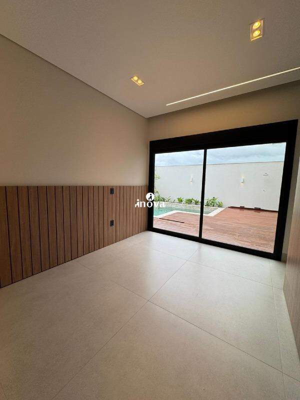 Casa Condomínio à venda no Damha III - Res. Uberaba: 