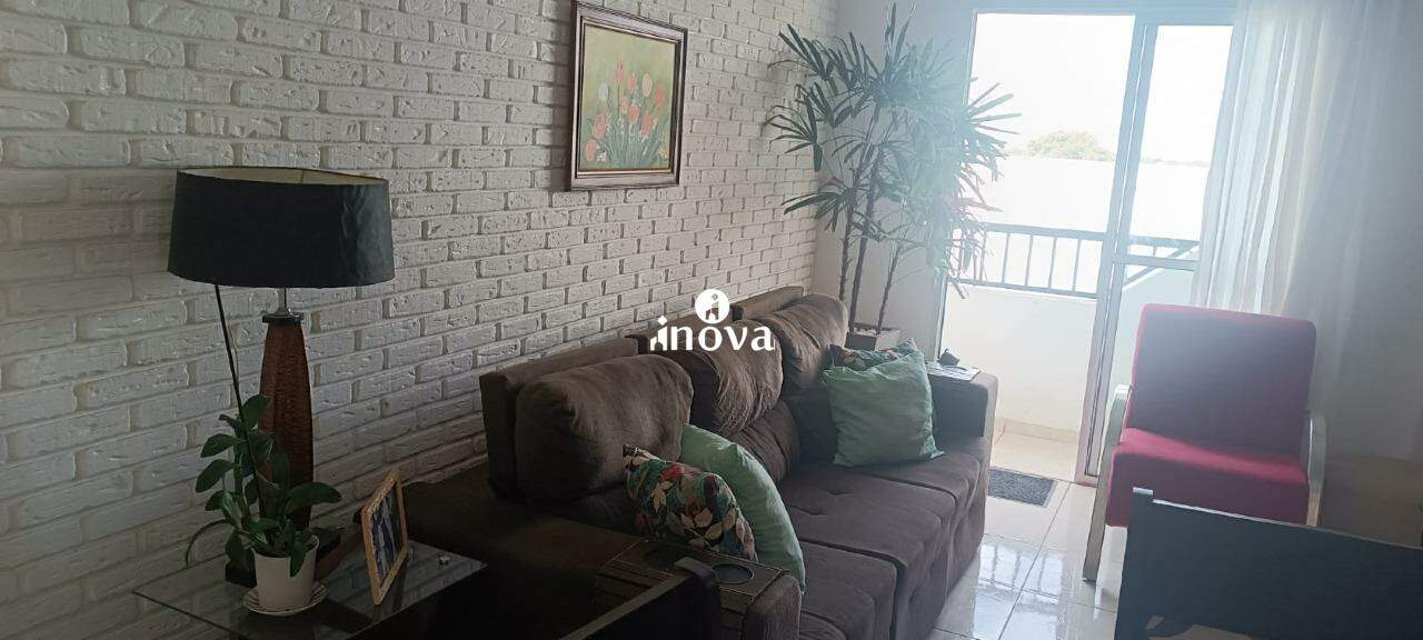 Apartamento à venda no Amoroso Costa: 
