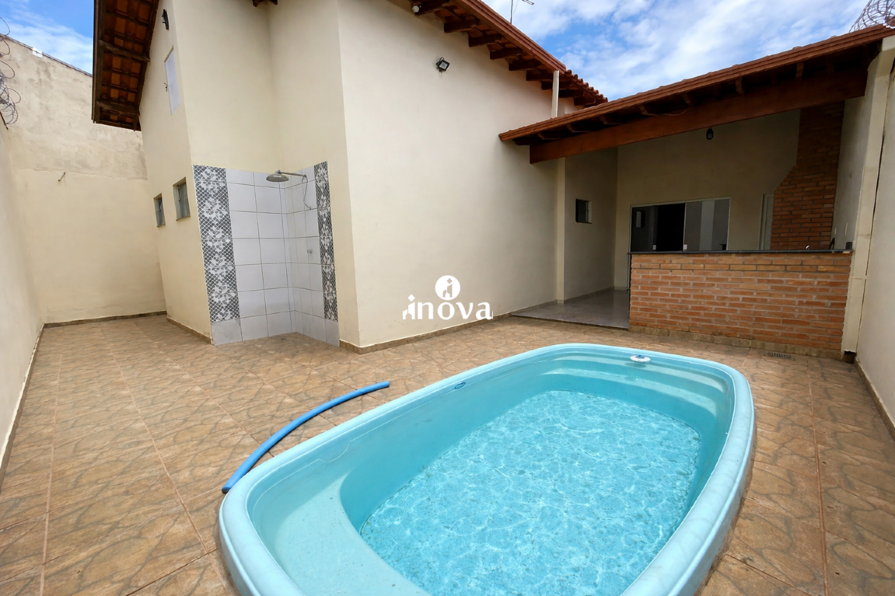 Casa à venda no Dom Eduardo - Jardim: 