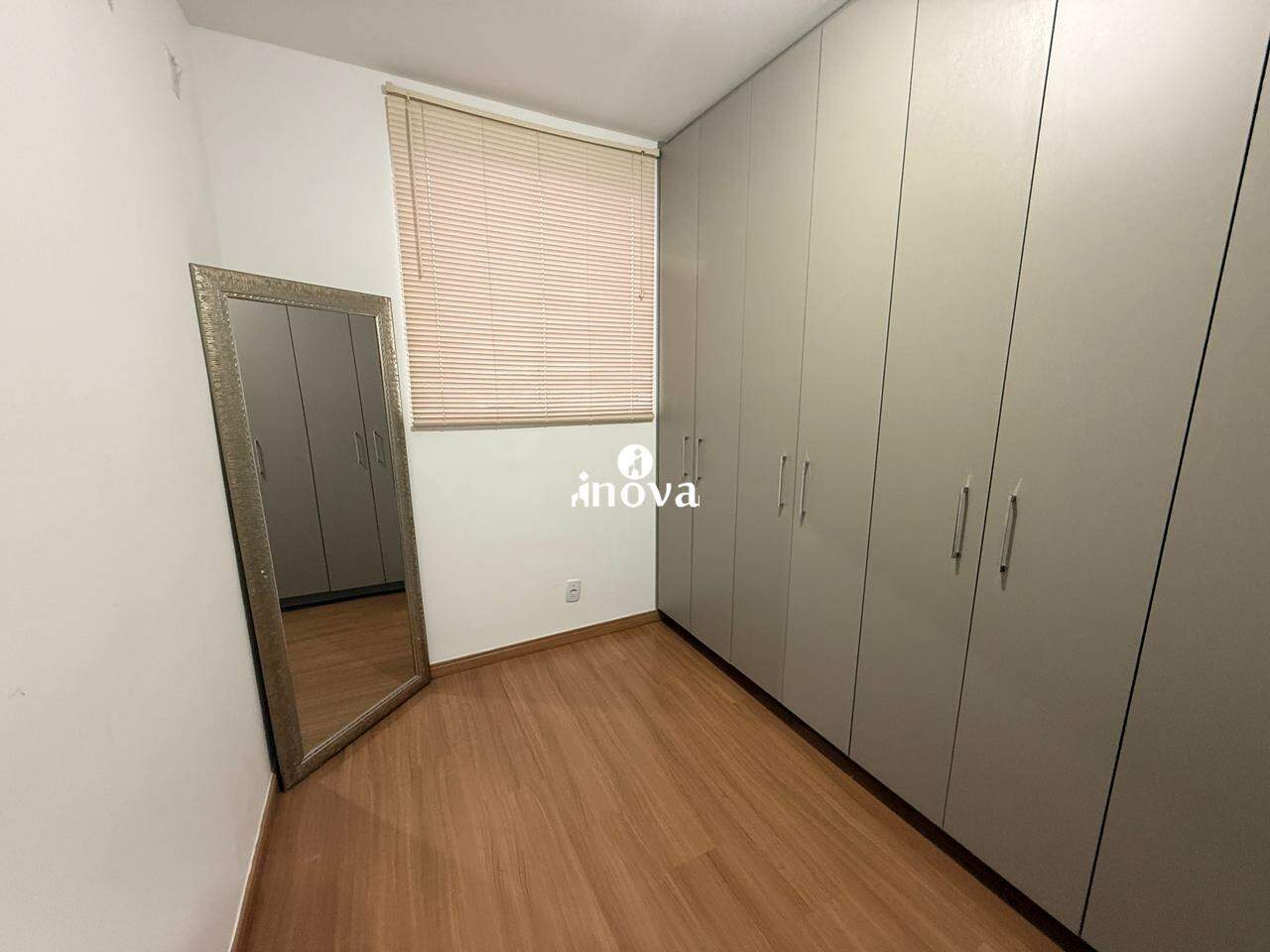 Apartamento à venda no Manoel Mendes: 