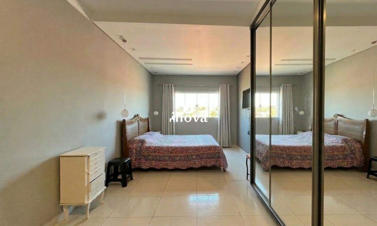 Casa à venda no Nenê Gomes, Jardim: 