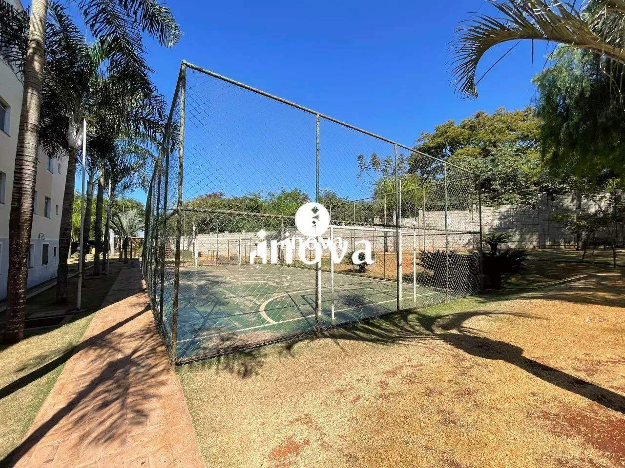 Apartamento à venda no Manoel Mendes: 