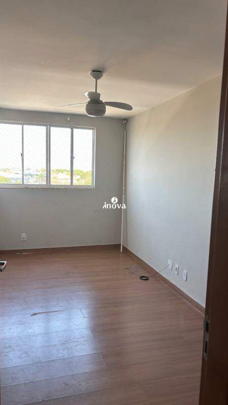 Apartamento à venda no Manoel Mendes: 