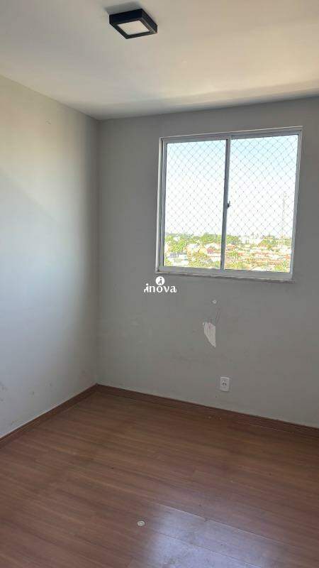 Apartamento à venda no Manoel Mendes: 