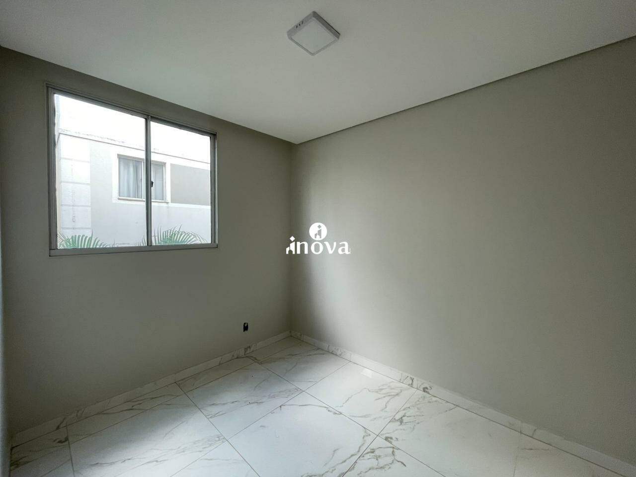 Apartamento à venda no Manoel Mendes: 