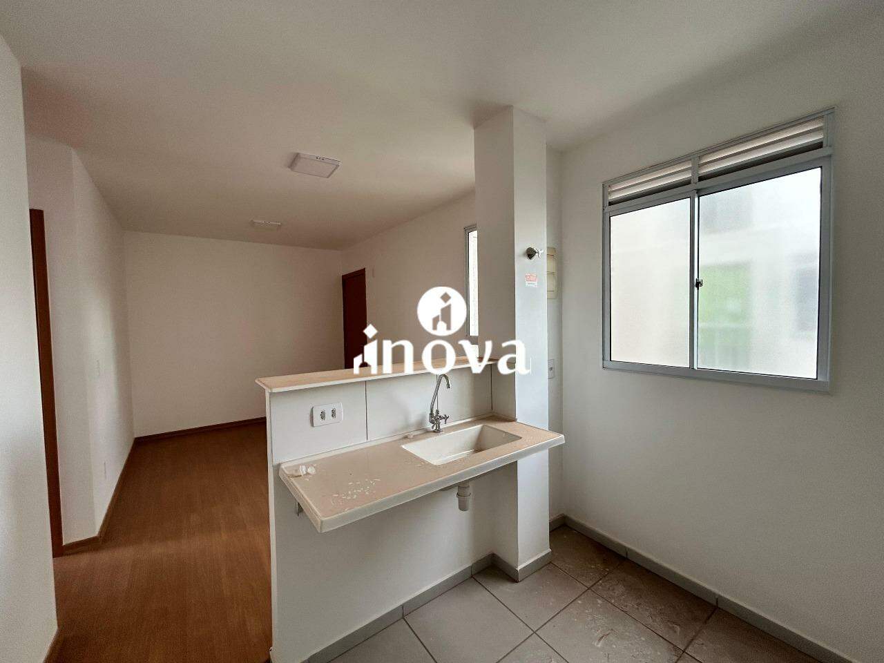 Apartamento à venda no Manoel Mendes: 