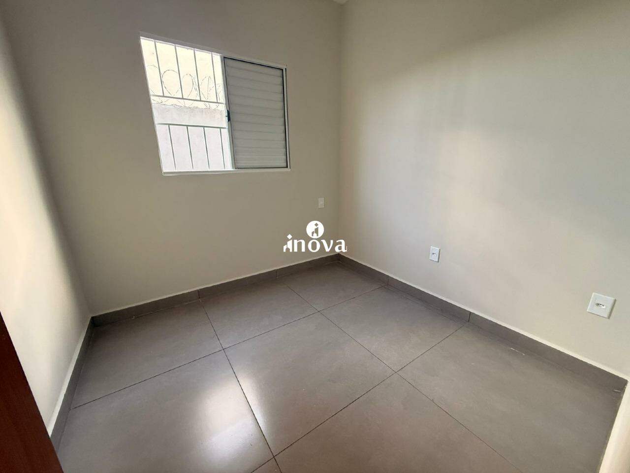 Casa à venda no Espanha, Residencial Jardim: 