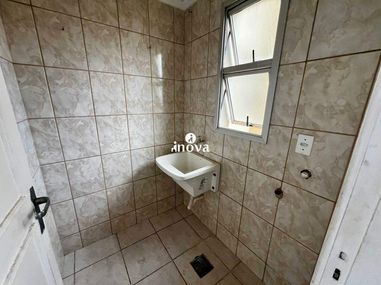 Apartamento à venda no Mercês: 