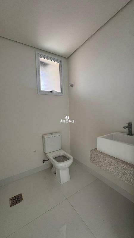 Sala ou Loja à venda no Santa Maria: 