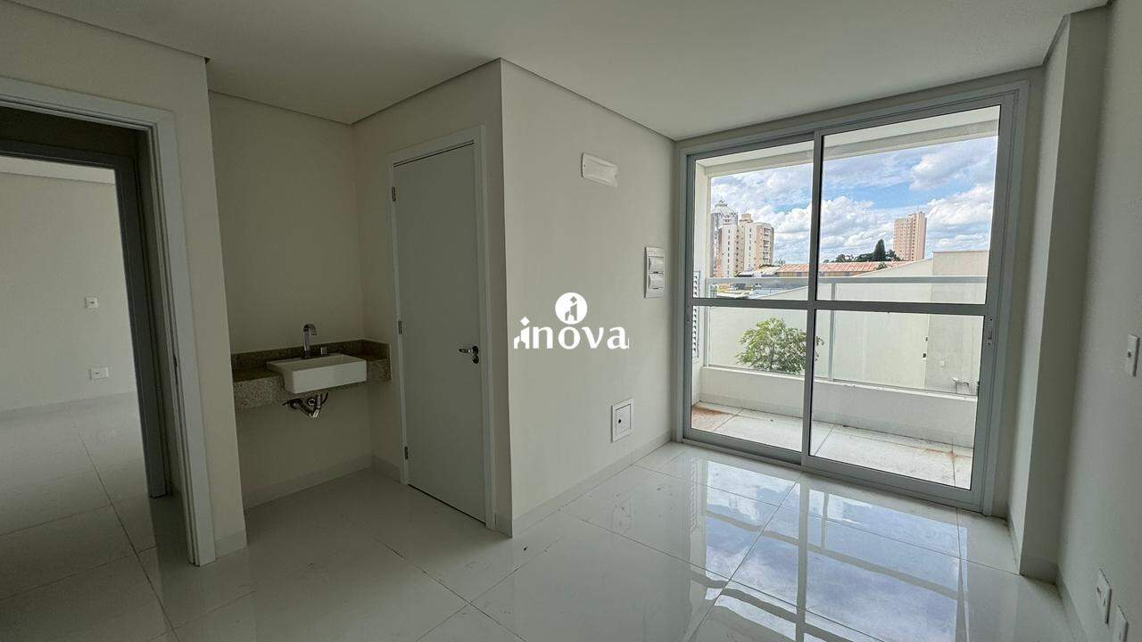 Sala ou Loja à venda no Santa Maria: 