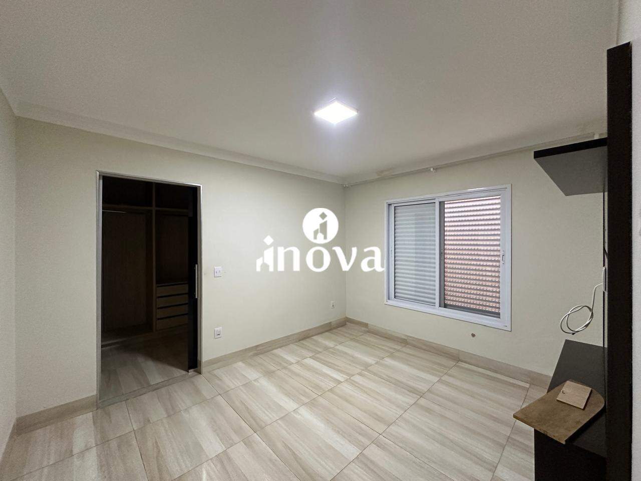 Casa à venda no Laranjeiras II, Parque das: 