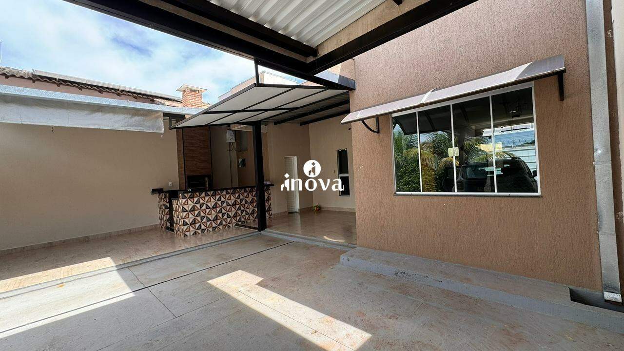Casa à venda no Nenê Gomes, Jardim: 
