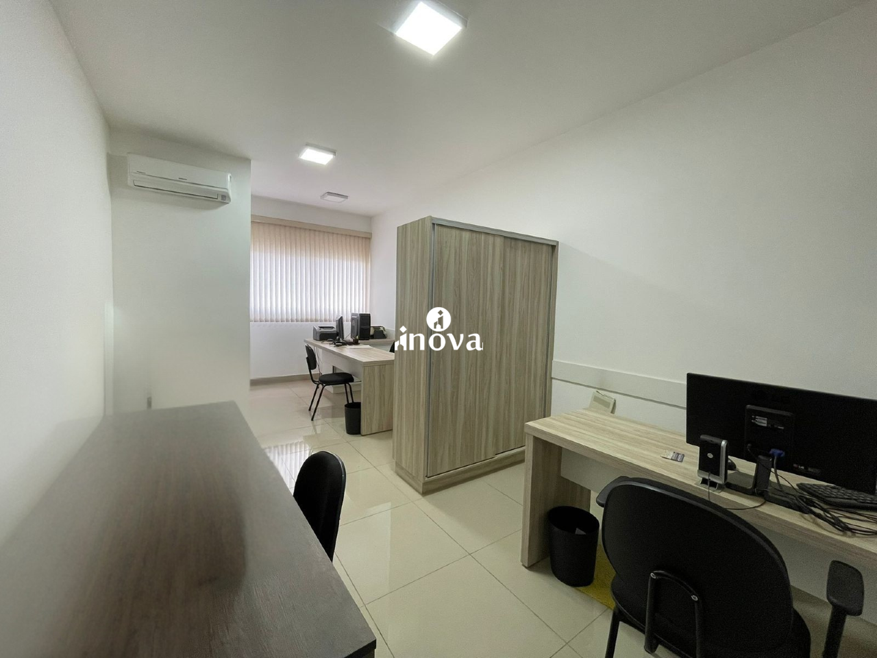 Sala ou Loja à venda no Santa Maria: 