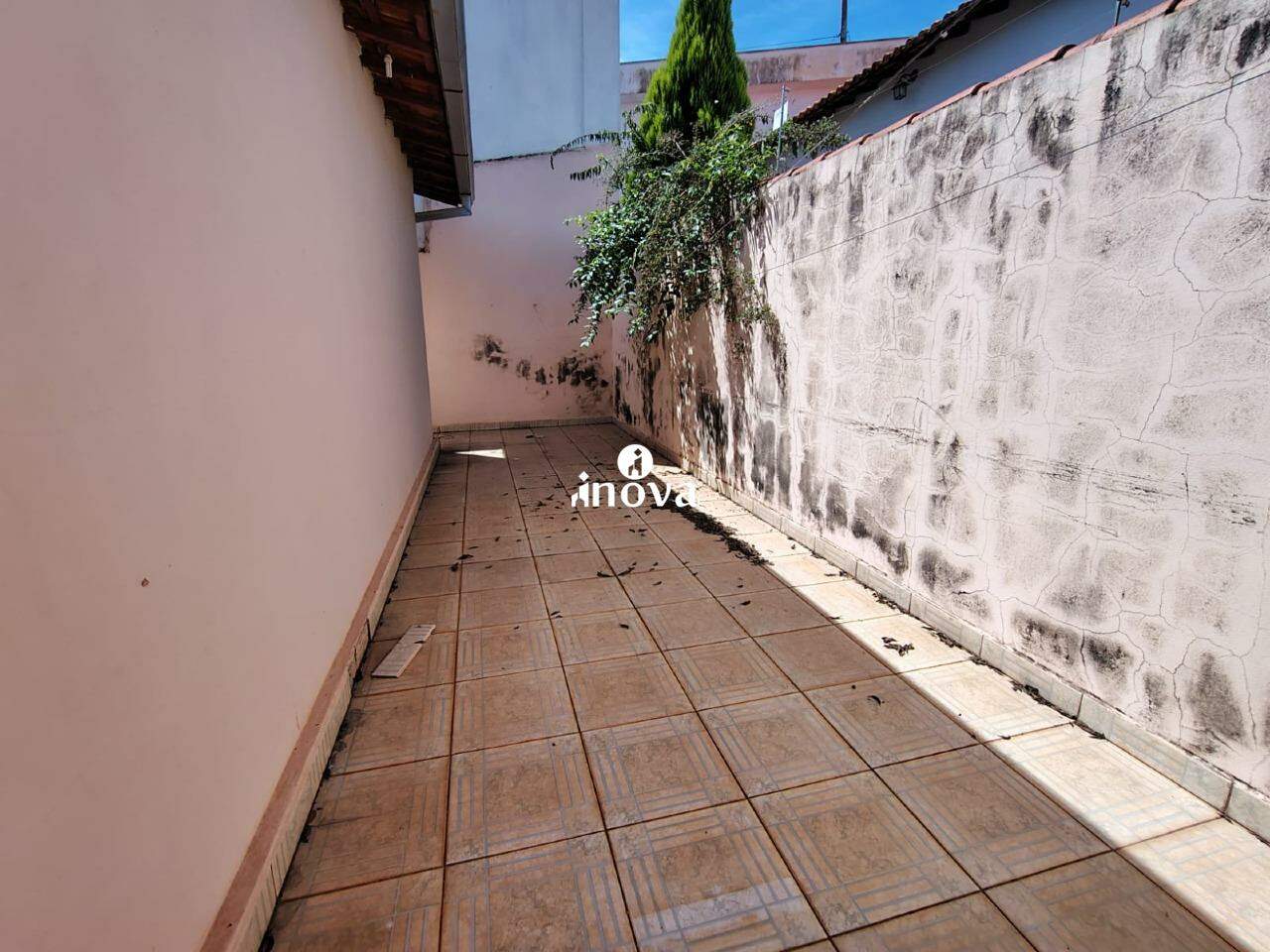 Casa à venda no Costa Teles I: 