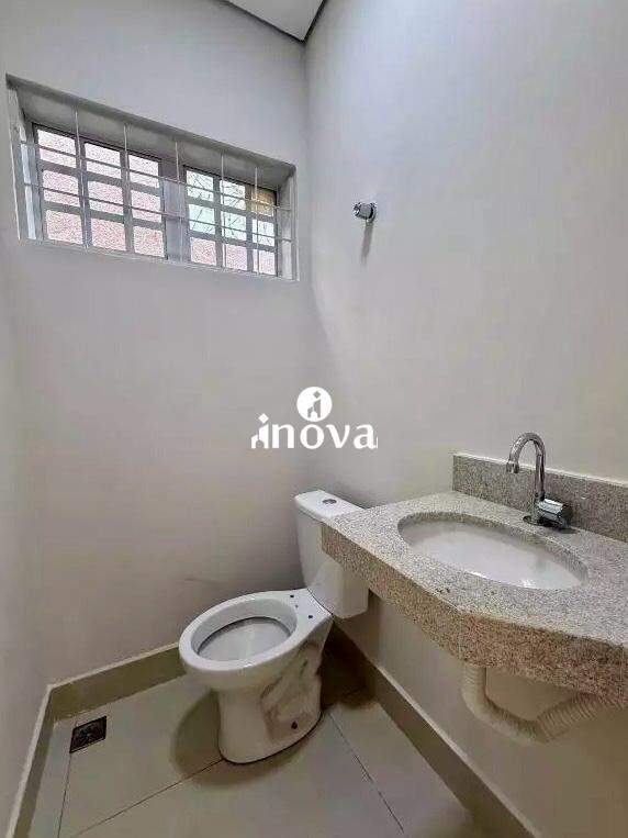 Sala ou Loja para aluguel no Santa Maria: 