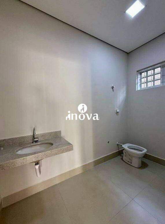 Sala ou Loja para aluguel no Santa Maria: 