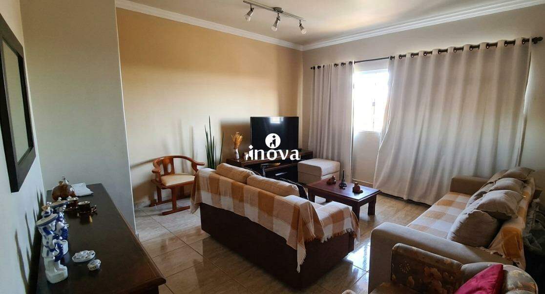 Apartamento à venda no Santa Marta: 