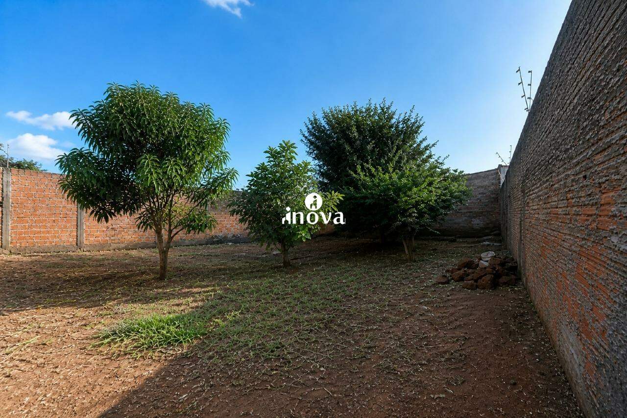Terreno/Área à venda no Santa Marta: 