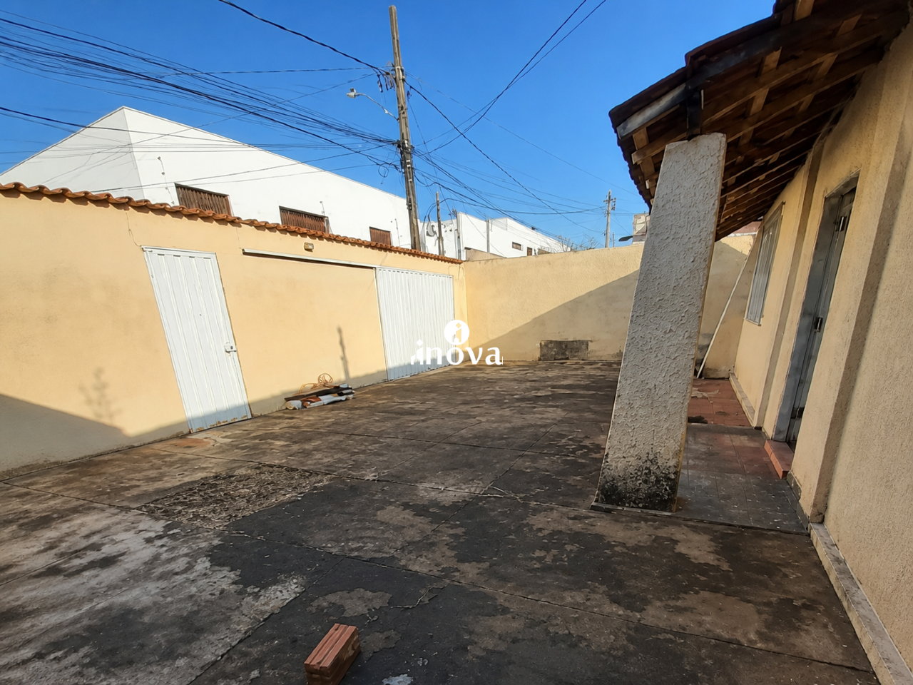 Terreno/Área à venda no Santa Marta: 