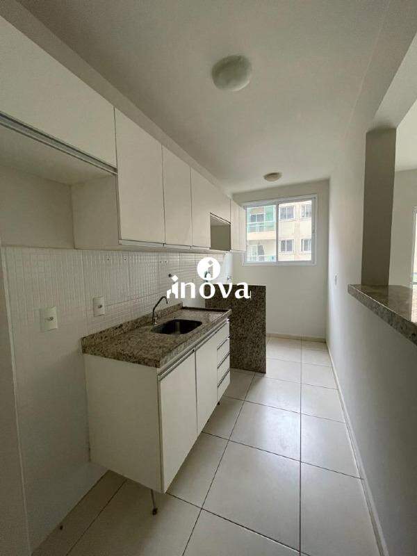 Apartamento à venda no Jardim do Lago: 