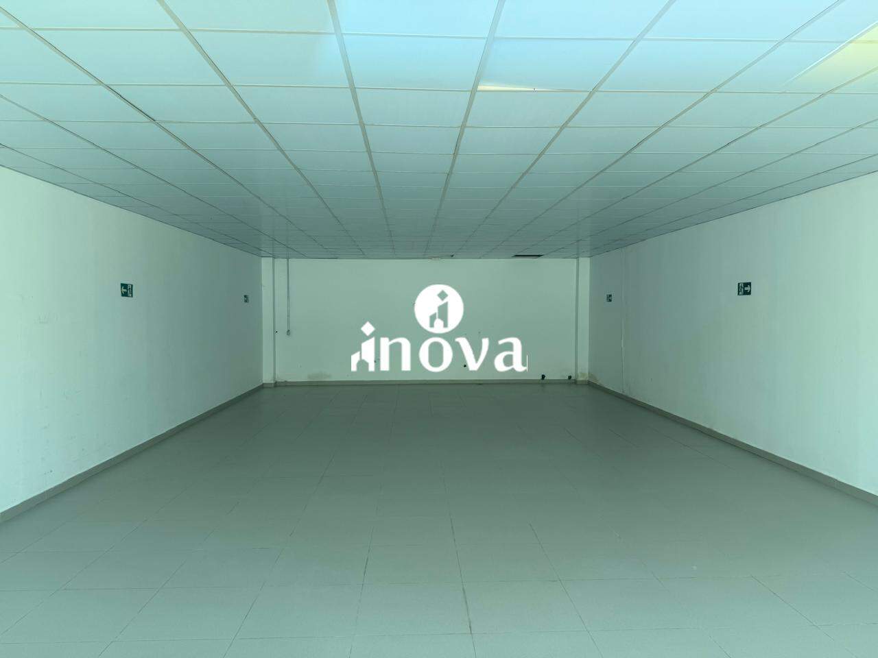 Sala ou Loja para aluguel no Santa Maria: 