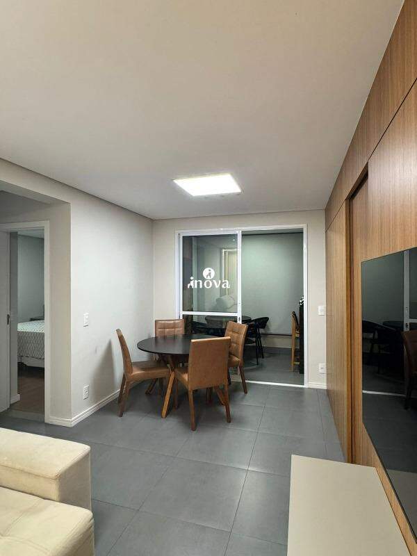 Apartamento à venda no Vila Olímpica: 