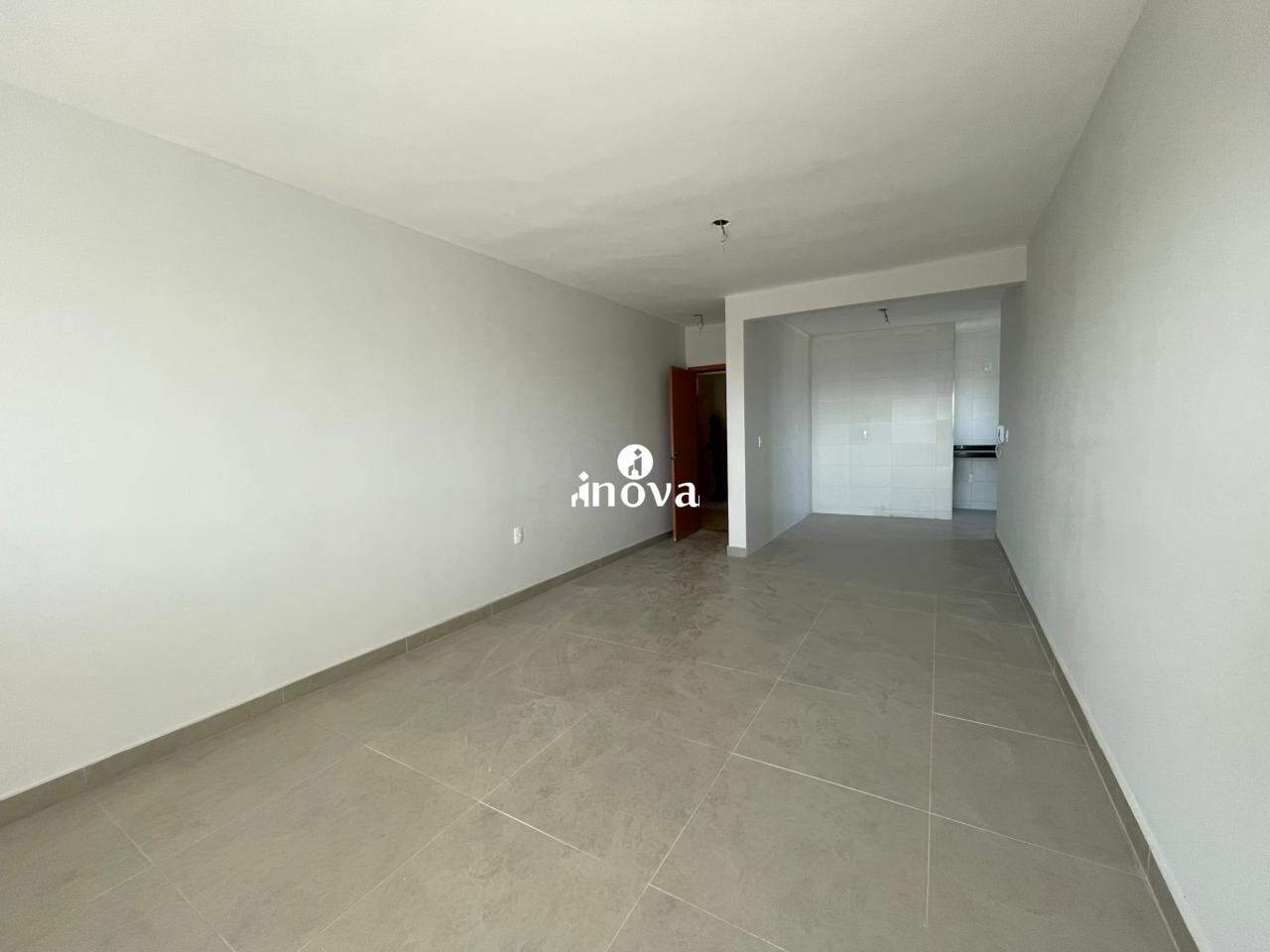 Apartamento à venda no Mercês: 