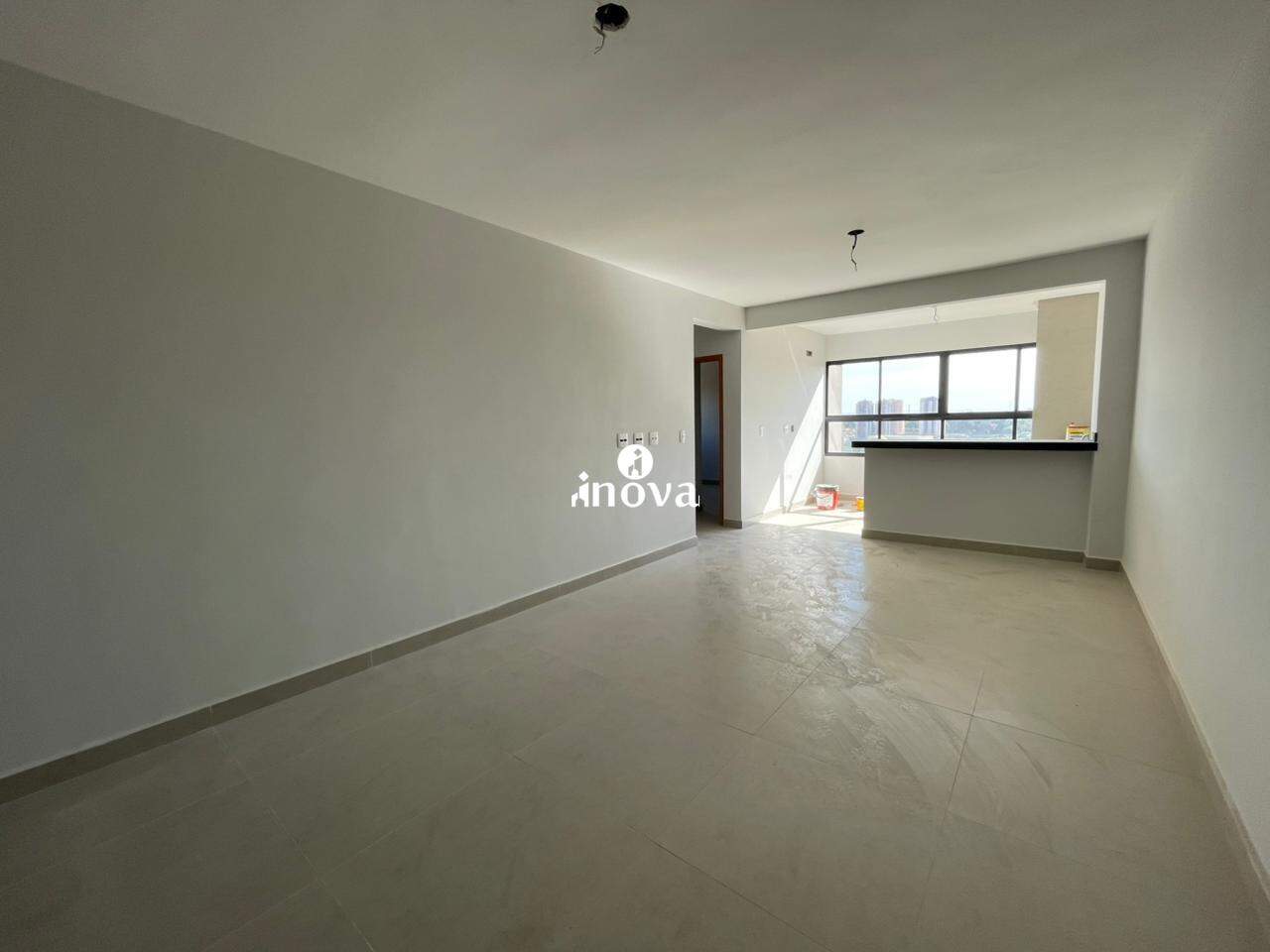 Apartamento à venda no Mercês: 