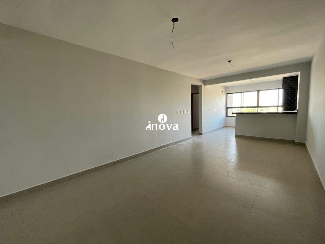 Apartamento à venda no Mercês: 