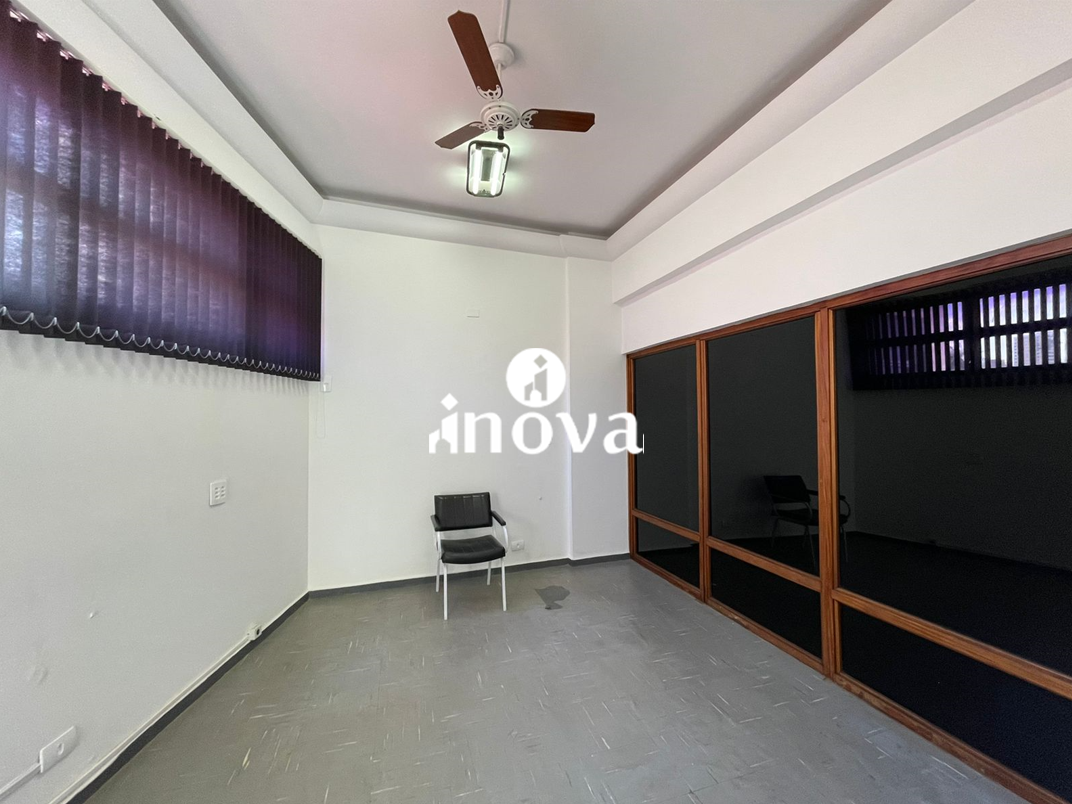 Sala ou Loja para aluguel no Centro: 