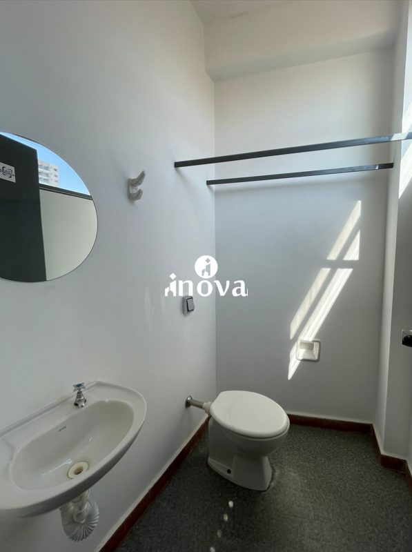 Sala ou Loja para aluguel no Centro: 