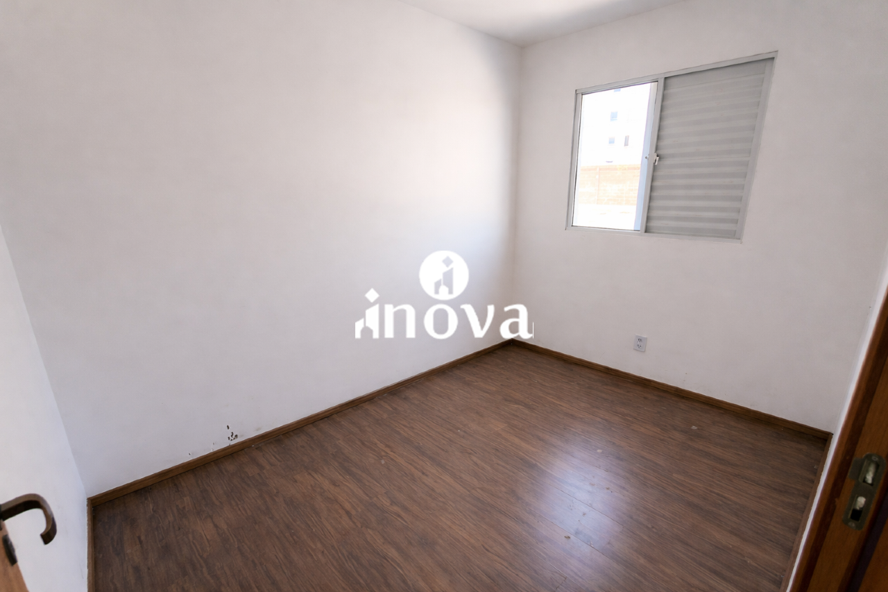 Apartamento para aluguel no Jardim do Lago: 