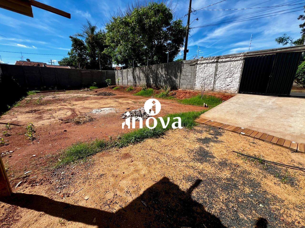Terreno/Área à venda no Vila Olímpica: 