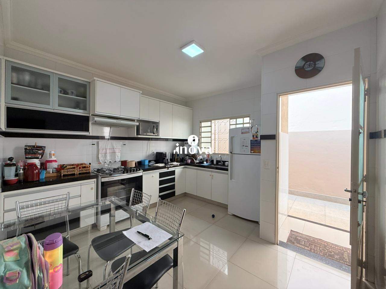 Casa à venda no Nenê Gomes, Jardim: 