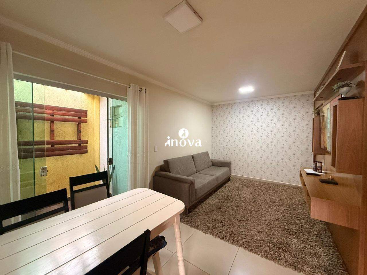 Casa Condomínio à venda no Portal Beija Flor: 
