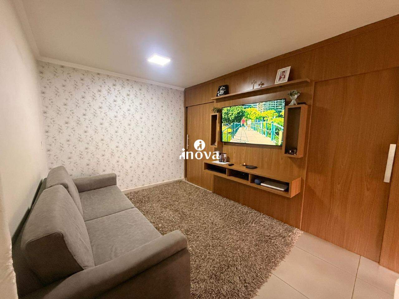 Casa Condomínio à venda no Portal Beija Flor: 
