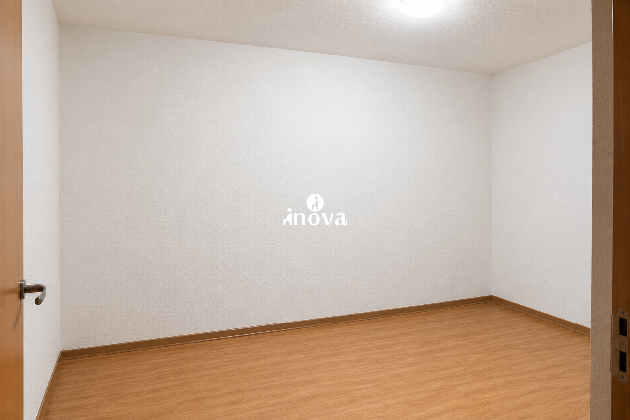 Apartamento à venda no Manoel Mendes: 