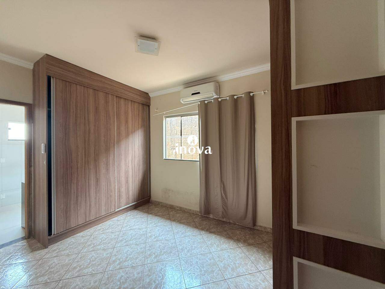 Casa à venda no Dom Eduardo - Jardim: 
