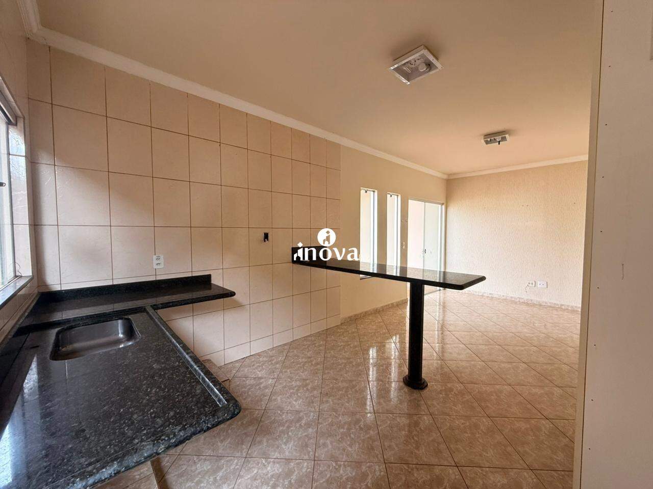 Casa à venda no Dom Eduardo - Jardim: 