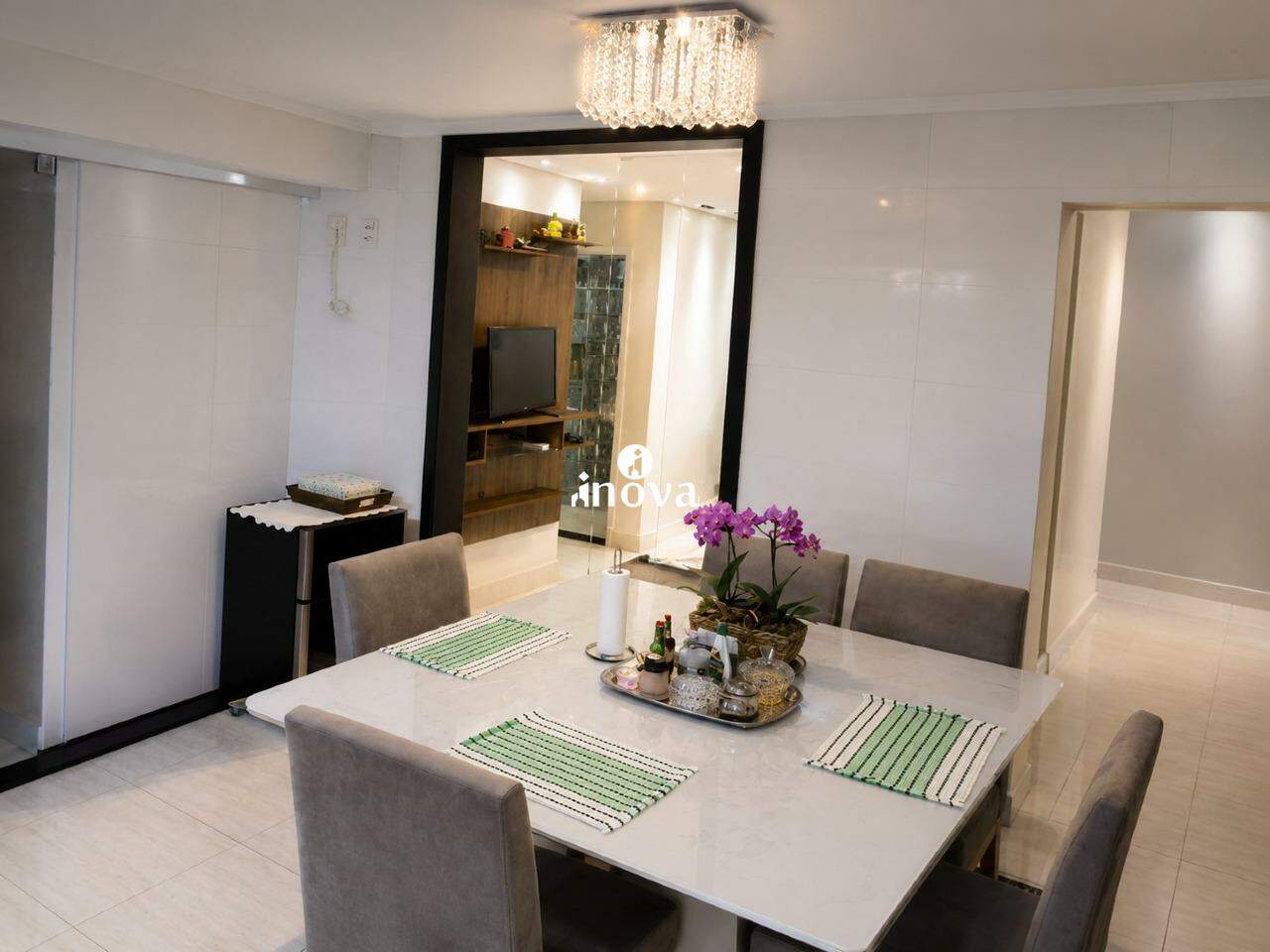Apartamento à venda no Mercês: 