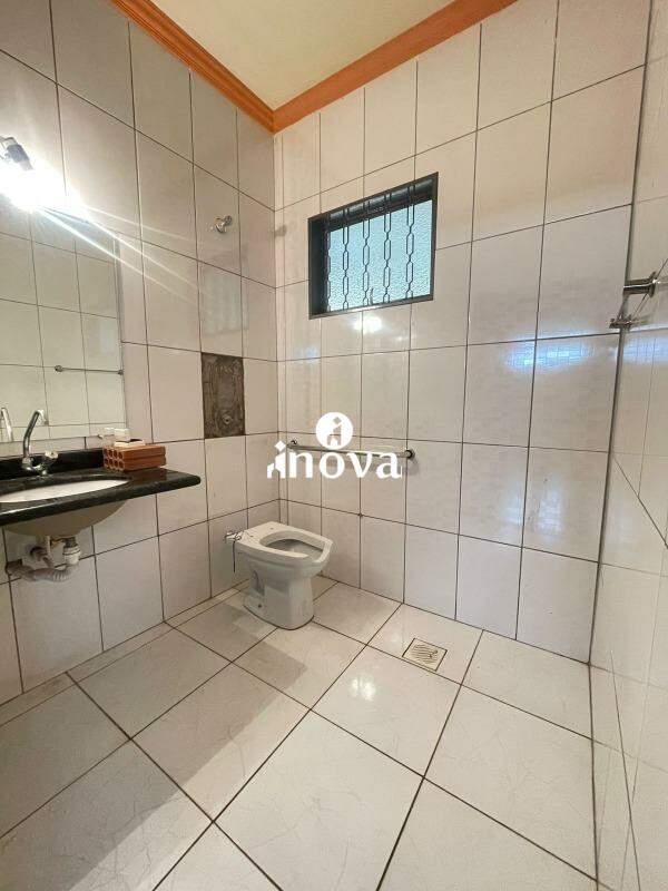 Casa Comercial para aluguel no Fabrício: 