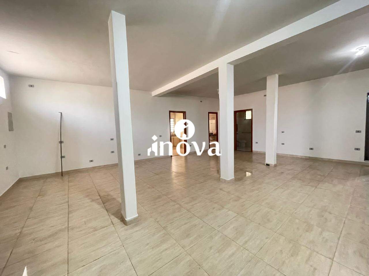 Casa Comercial para aluguel no Fabrício: 
