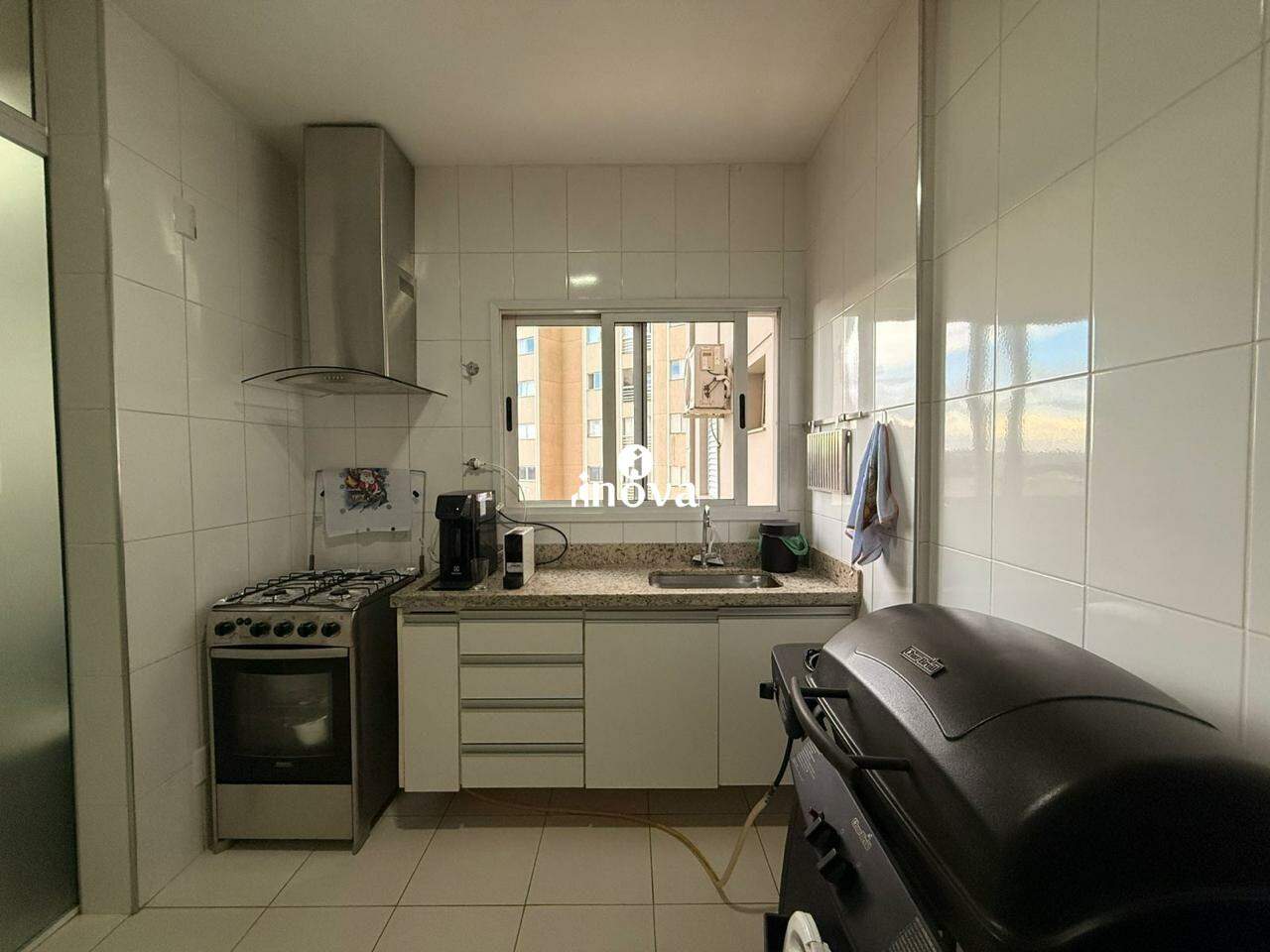 Apartamento à venda no Mercês: 