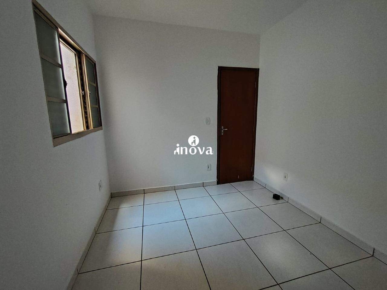 Apartamento para aluguel no Mercês: 
