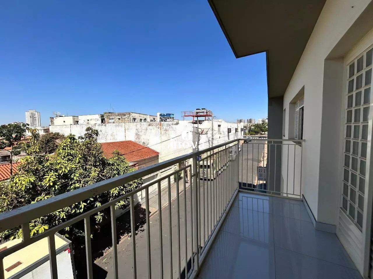 Apartamento para aluguel no Mercês: 