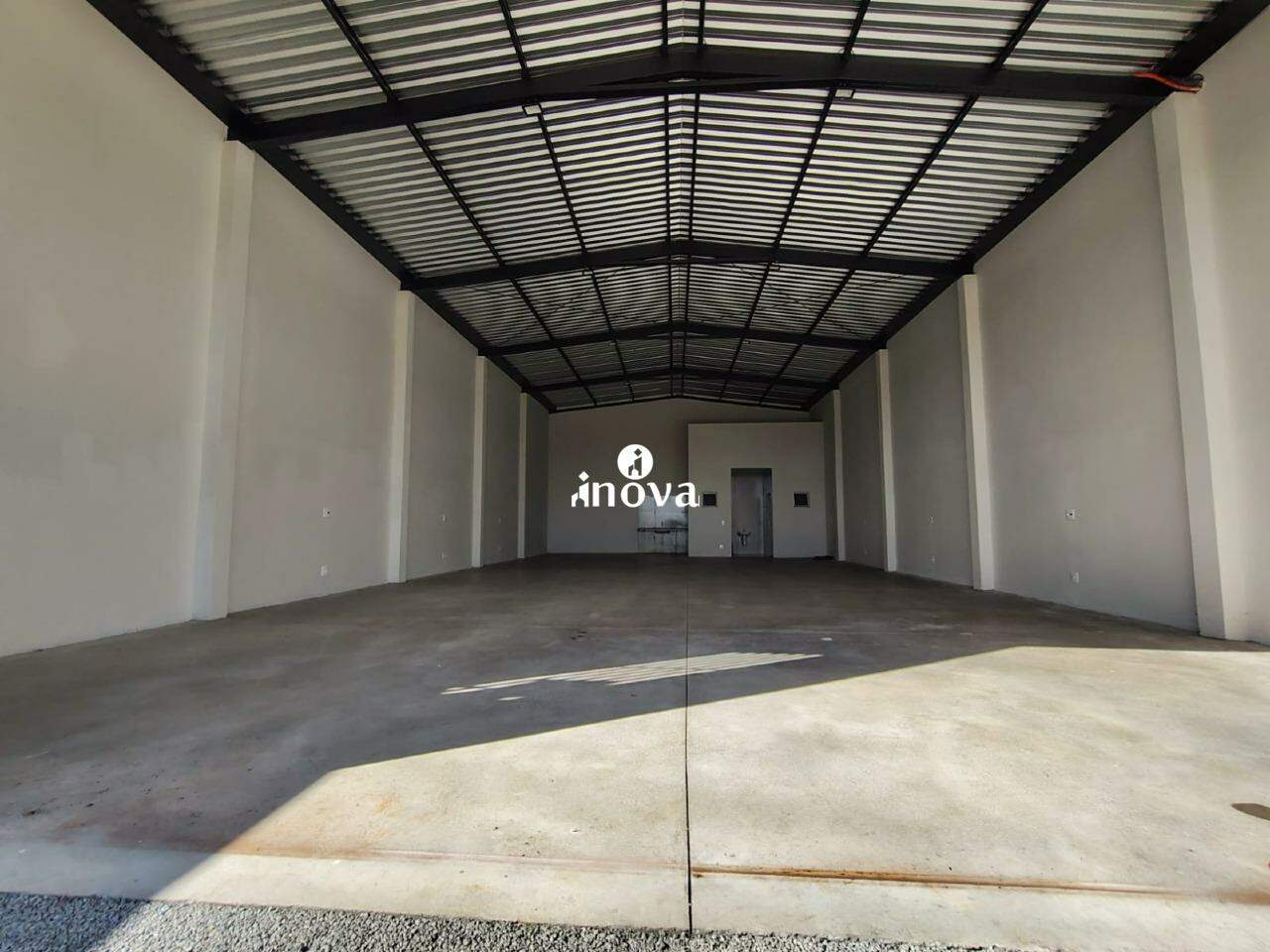 Galpão para aluguel no Ilha Bela: 
