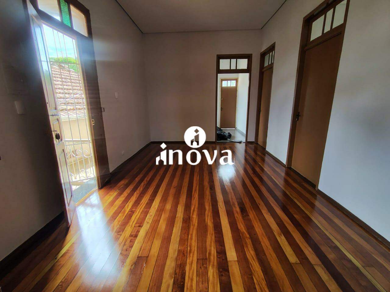 Casa Comercial para aluguel no Centro: 