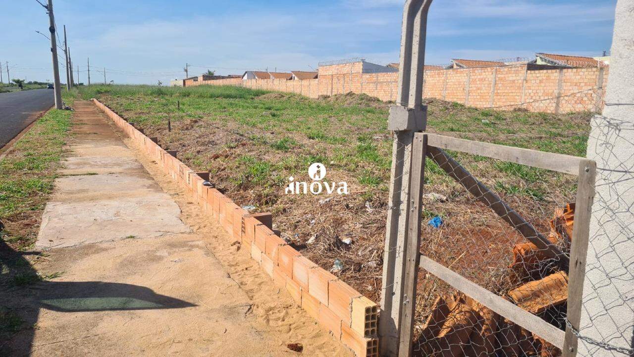 Terreno/Área à venda no Ilha Bela: 