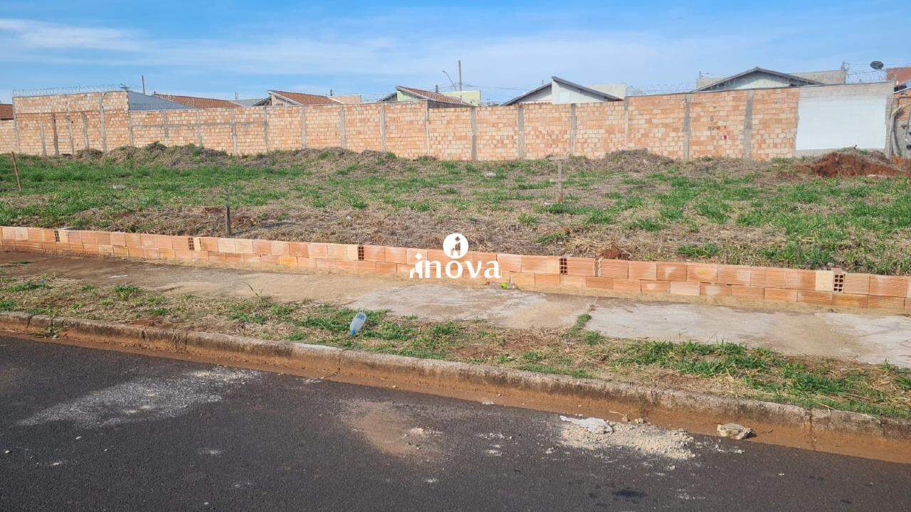 Terreno/Área à venda no Ilha Bela: 